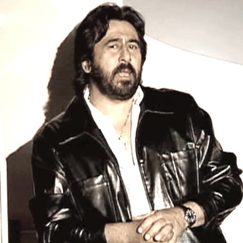 عادت شهرام شب پره