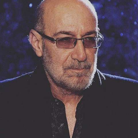 تنها سیاوش قمیشی