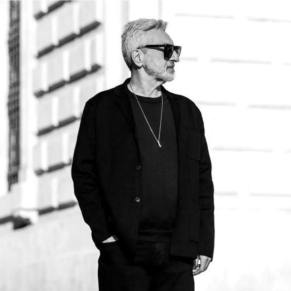 دانلود آهنگ فرشته هم مگه بده ابی فرشته هم مگه بده ابی