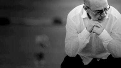 دانلود آهنگ غریبه سیاوش قمیشی