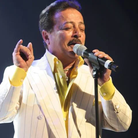 شعرهای عاشقانه شاهرخ