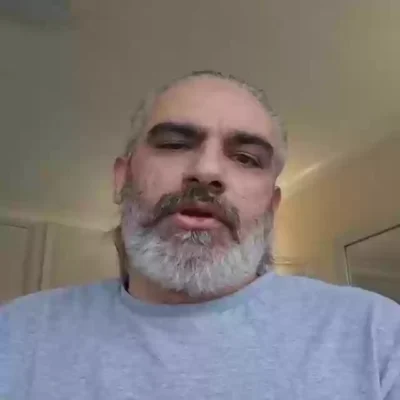 دانلود آهنگ هیچکس هنو به یادتم